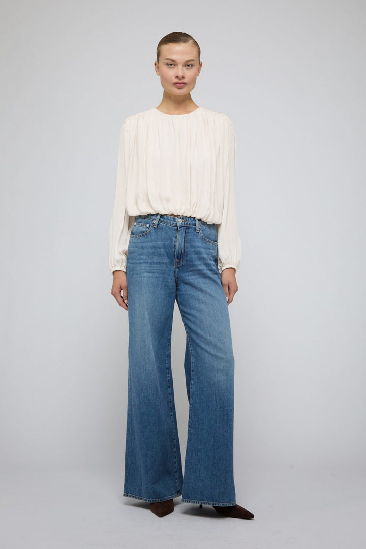 SIMKHAI - Fridal Top in Oyster