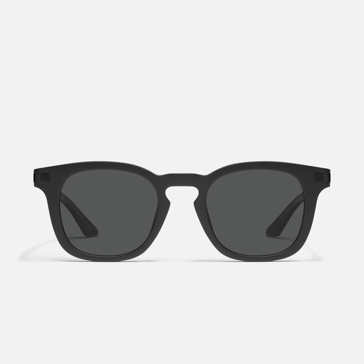 QUAY - Weekender in Polarized Sunglasses