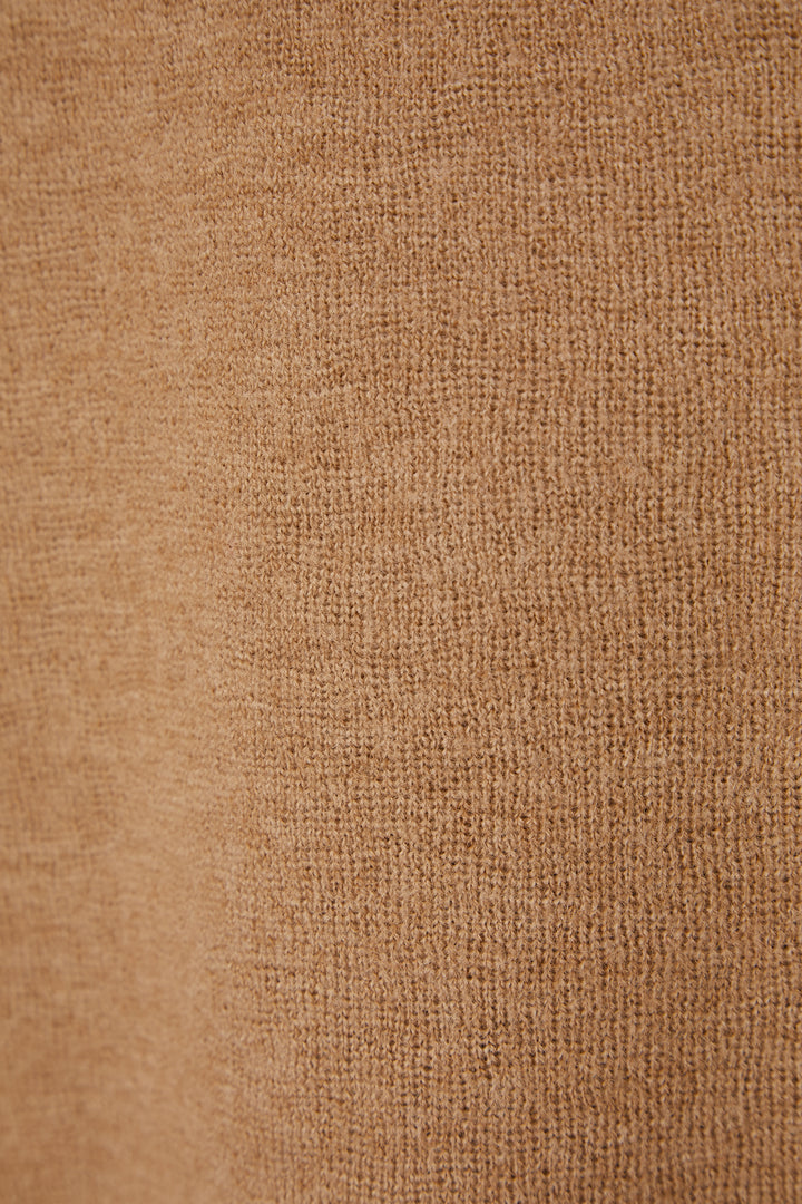 Moussy Denim - MV Exquisite Neck Knit in Beige