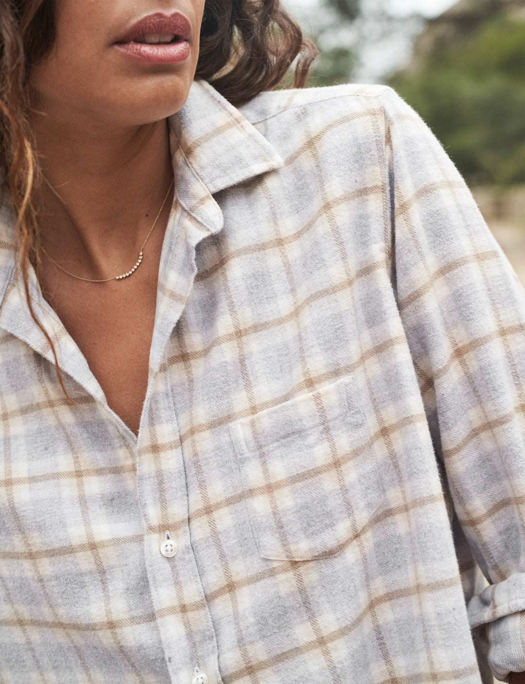 Frank & Eileen - Eileen Relaxed Button-Up Shirt in Gray and Tan with White Plaid