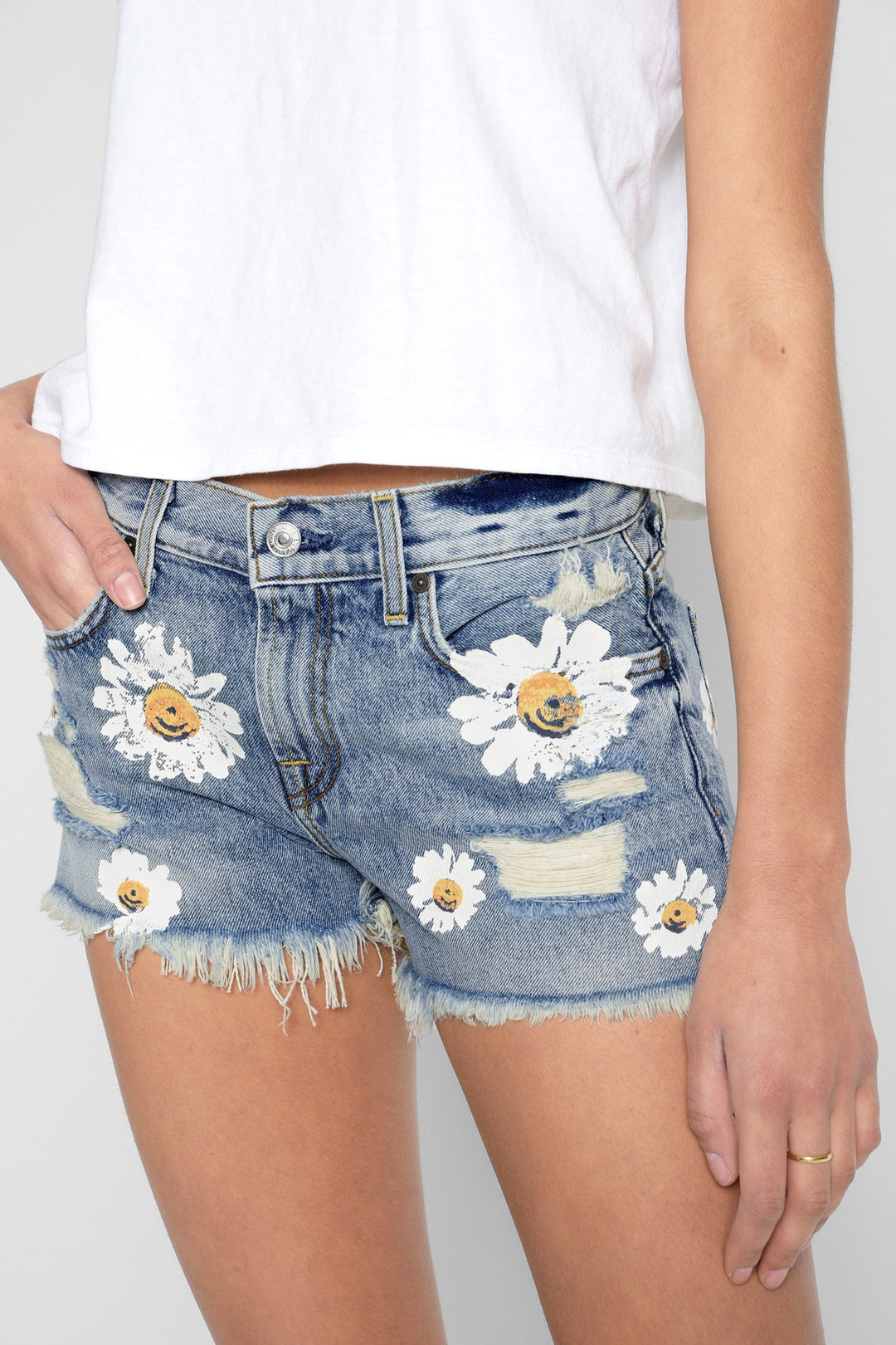 Seven for all Mankind- Cutoff Shorts Daisies