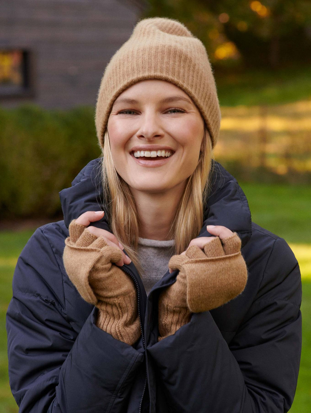 White + Warren - Cashmere Ribbed Pop Top Gloves in Camel Heather