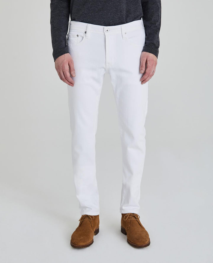 AG - The Tellis in White