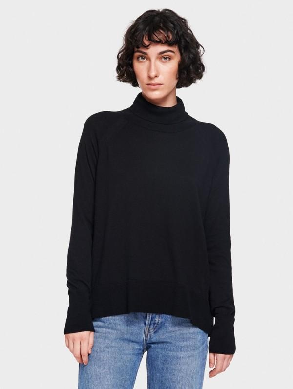 White + Warren - Raglan Standneck Black