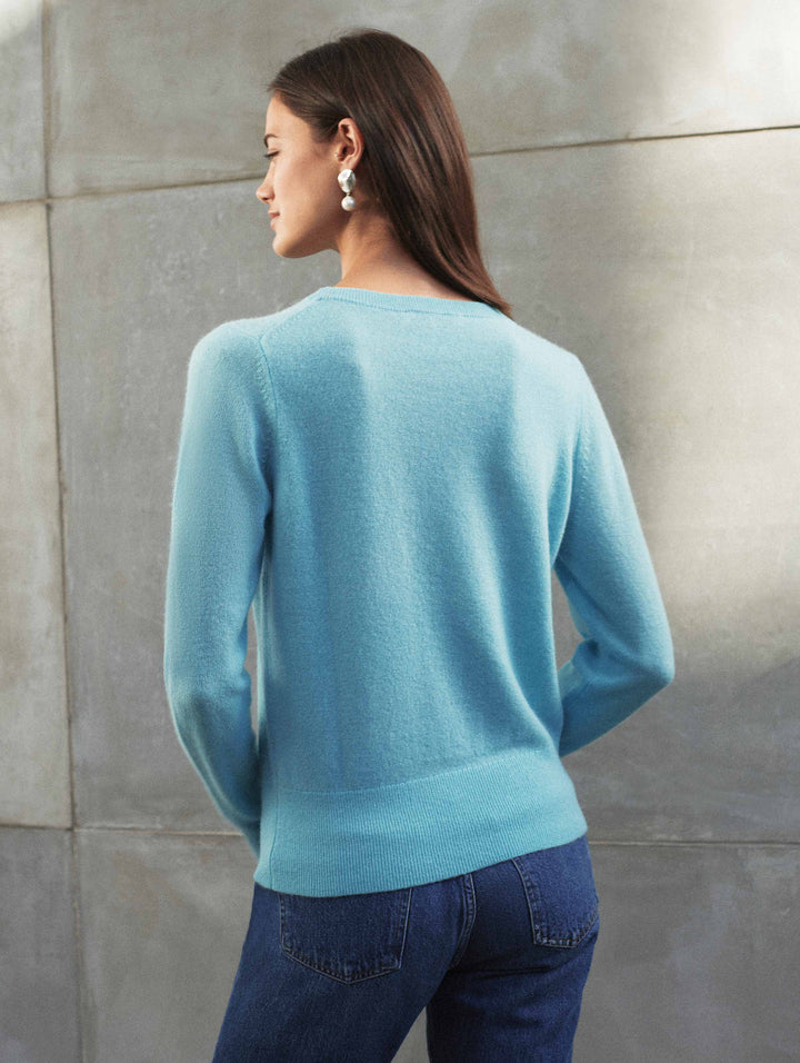 White + Warren - Cashmere Long Sleeve Crew Neck Sweater in Reflection Blue