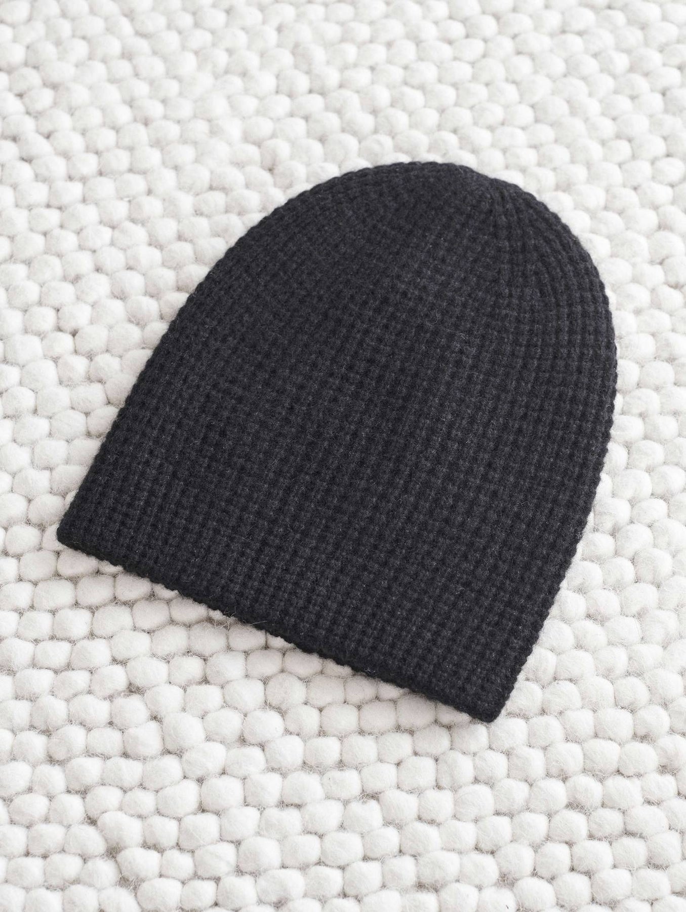 White + Warren - Cashmere Thermal Beanie in Black – Blond Genius