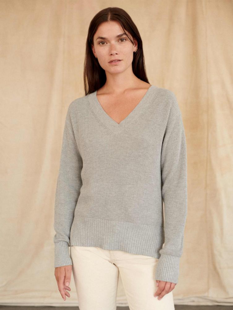 White + Warren - Cotton Textured Stitch V-Neck Sweater in Cool Water