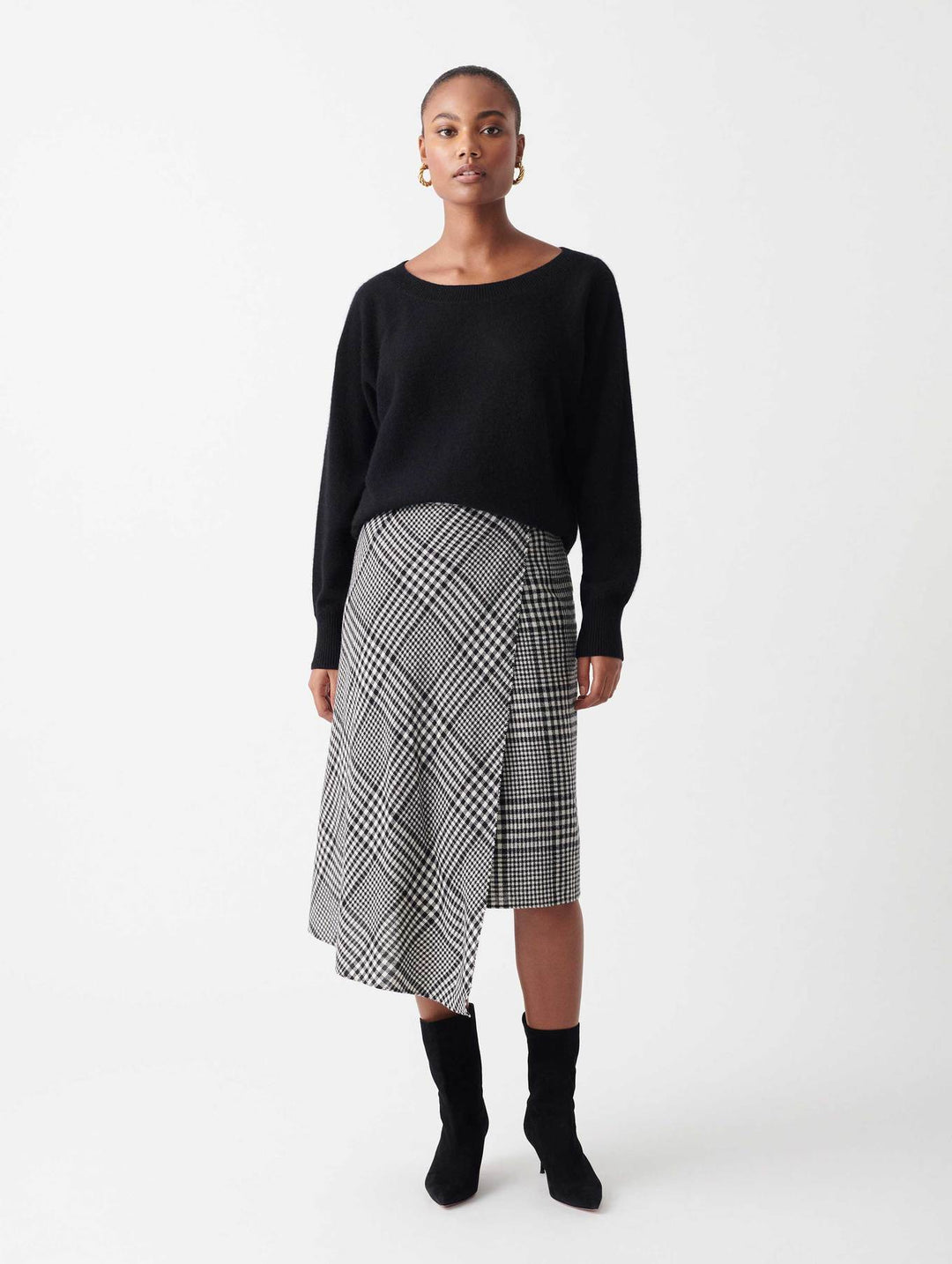 White + Warren - Cashmere Off Shoulder Rib Trim Crewneck in Black