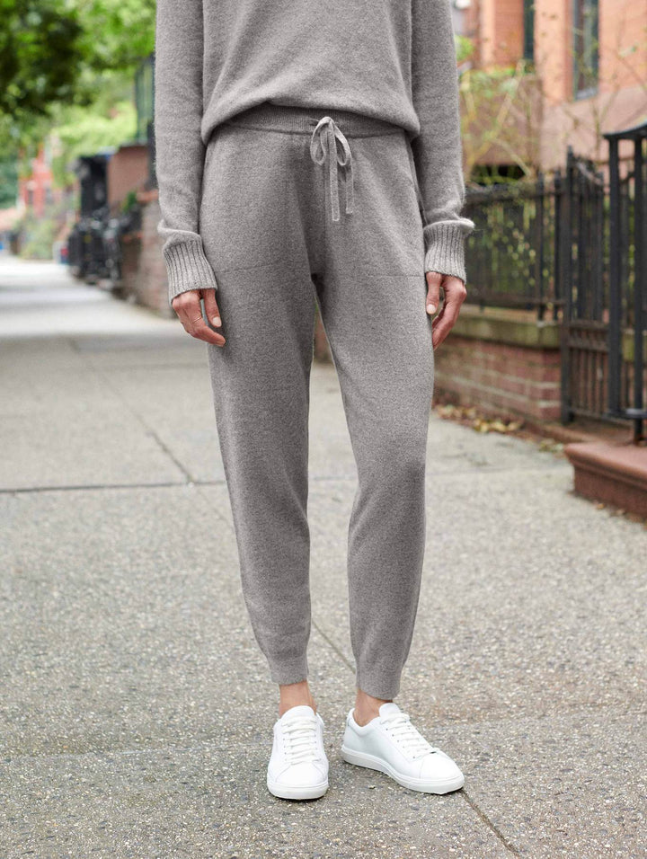 White + Warren - Cashmere Drawstring Jogger Pant in Grey Heather