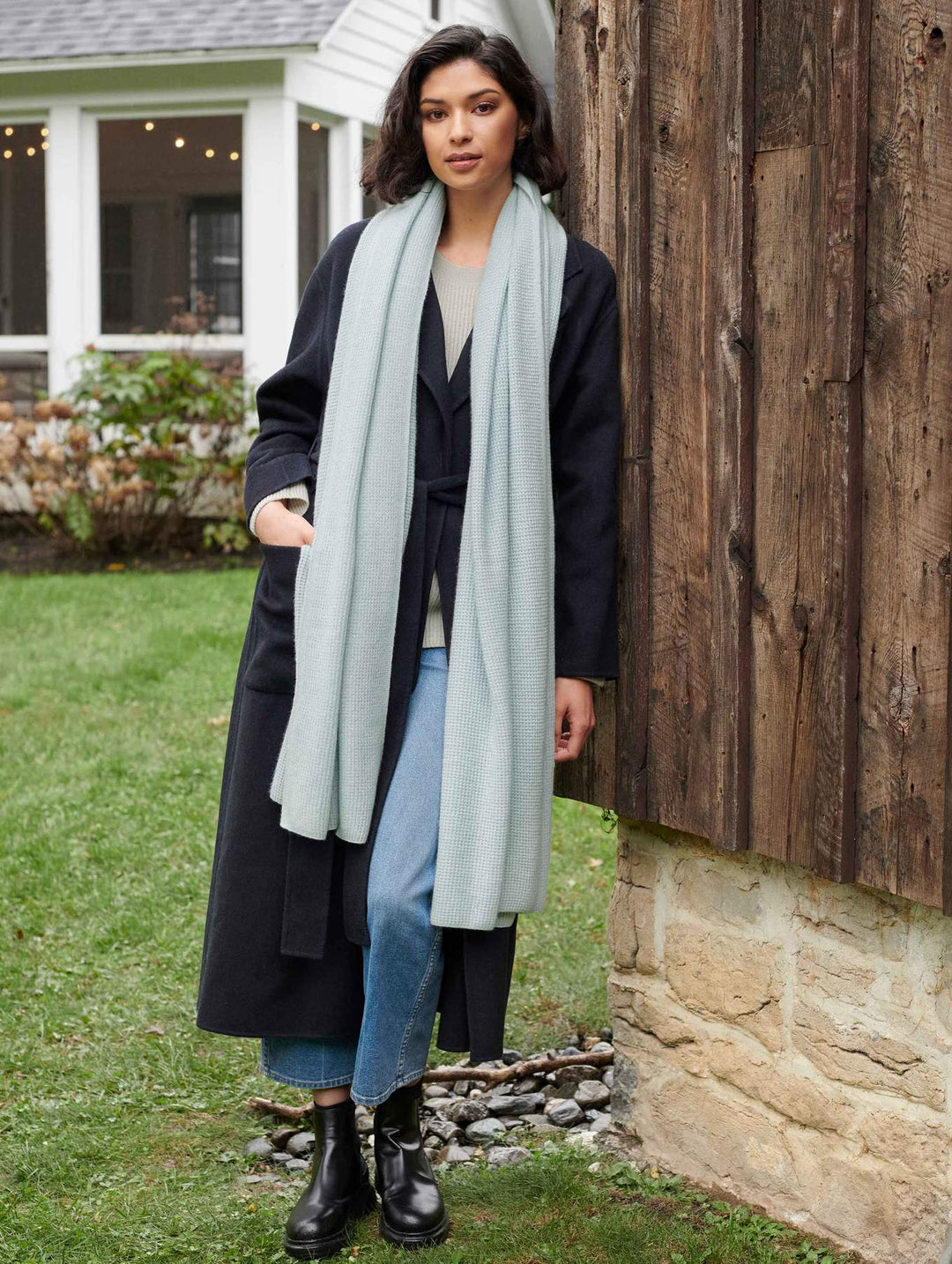 White + Warren - Cashmere Thermal Wrap in Daylight Blue