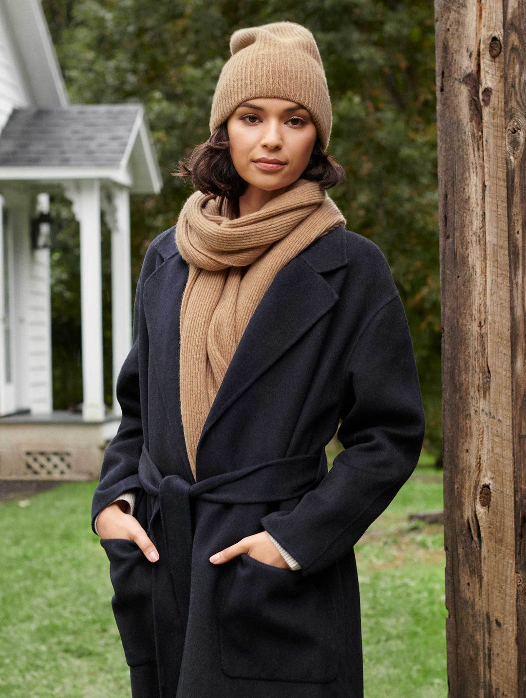 White + Warren - Cashmere Plush Rib Beanie in Camel Heather