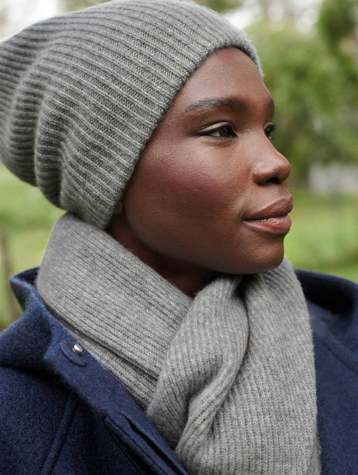 White + Warren - Cashmere Full Cardigan Scarf in Grey Heather