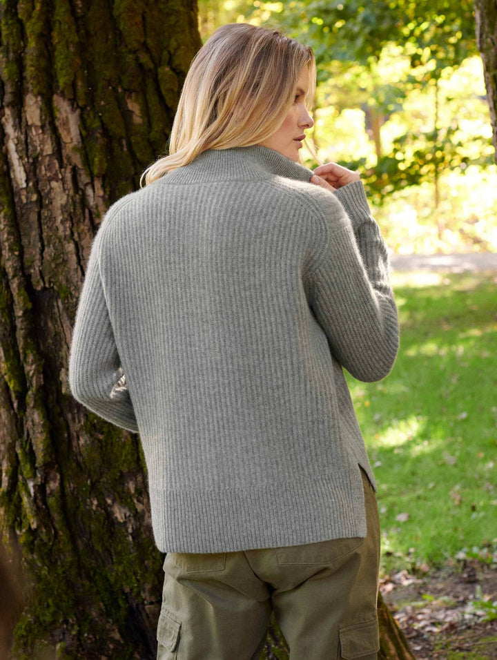White + Warren - Cashmere Ribbed Button Standneck in Grey Heather