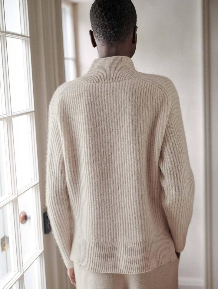 White + Warren - Cashmere Ribbed Button Standneck in Moonstone