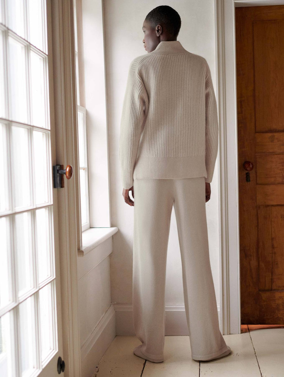 White + Warren - Cashmere Ribbed Button Standneck in Moonstone