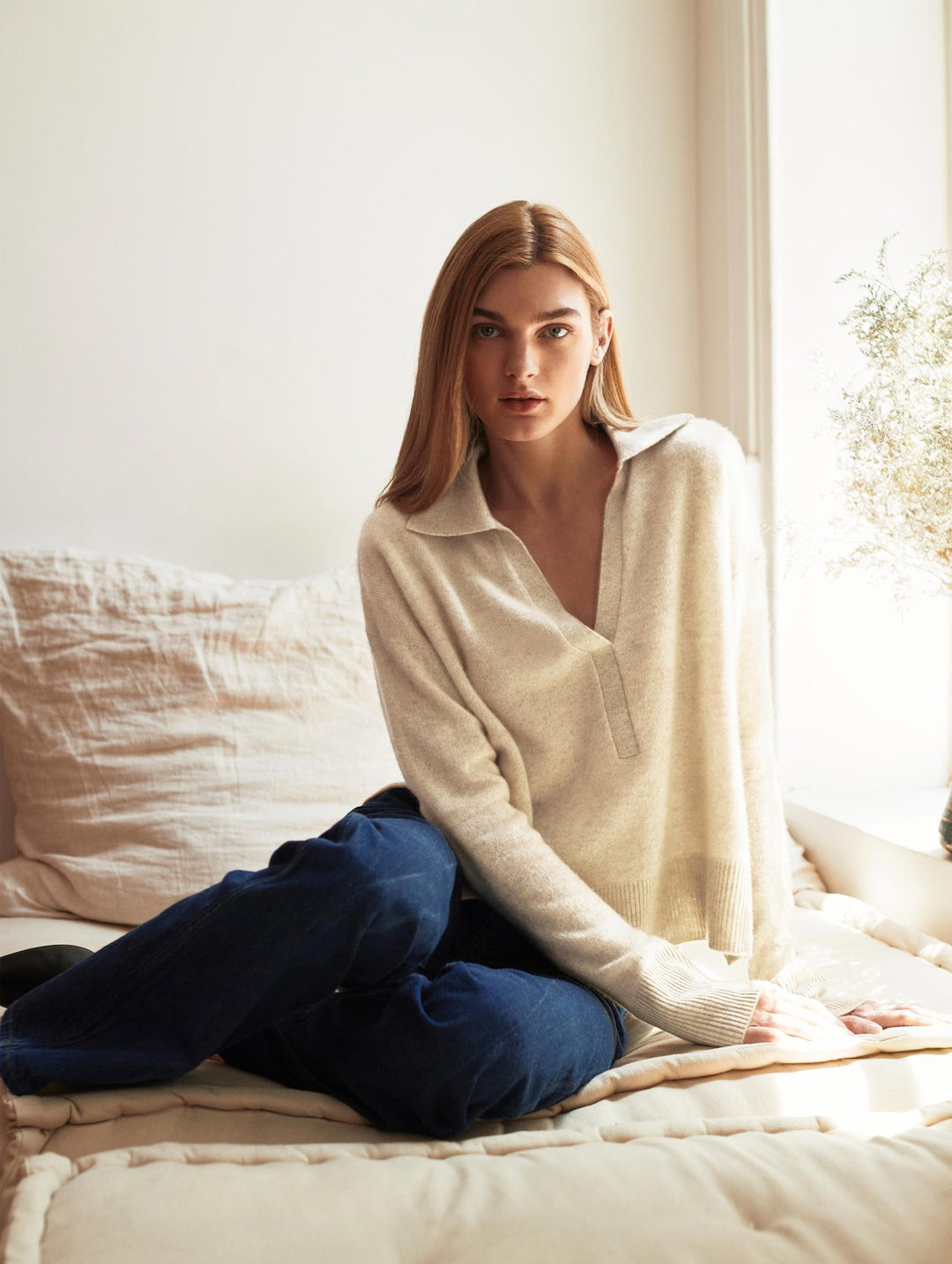 White + Warren - Recycled Cashmere Polo Sweater in Putty