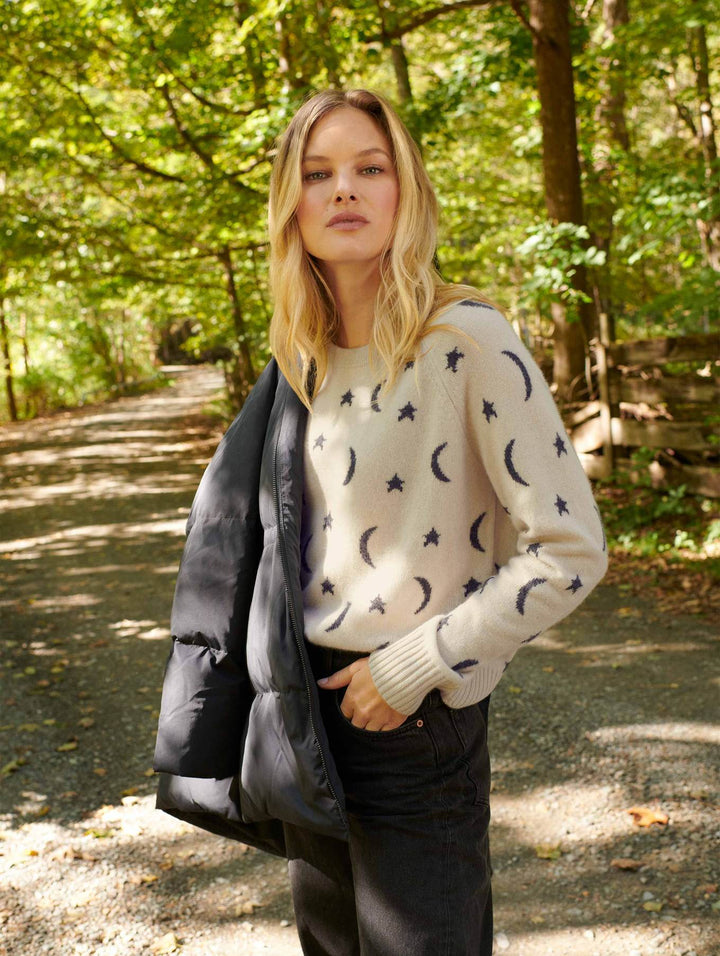 White + Warren - Cashmere New Moon Intarsia Sweatshirt in Moonstone/Charcoal Heather