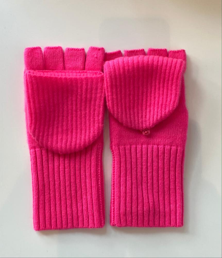 White + Warren - Cashmere Ribbed Pop Top Gloves in Neon Pink Sunrise