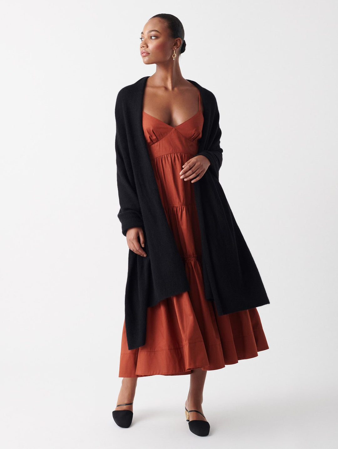 White + Warren - Cashmere Travel Wrap in Black