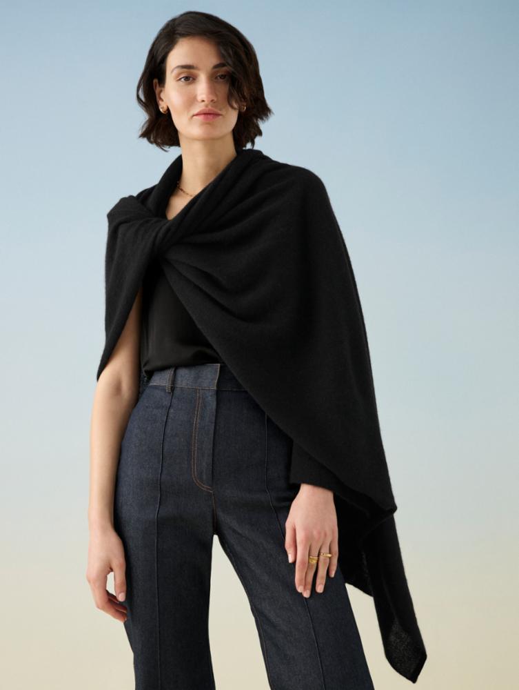 White + Warren - Cashmere Travel Wrap in Black