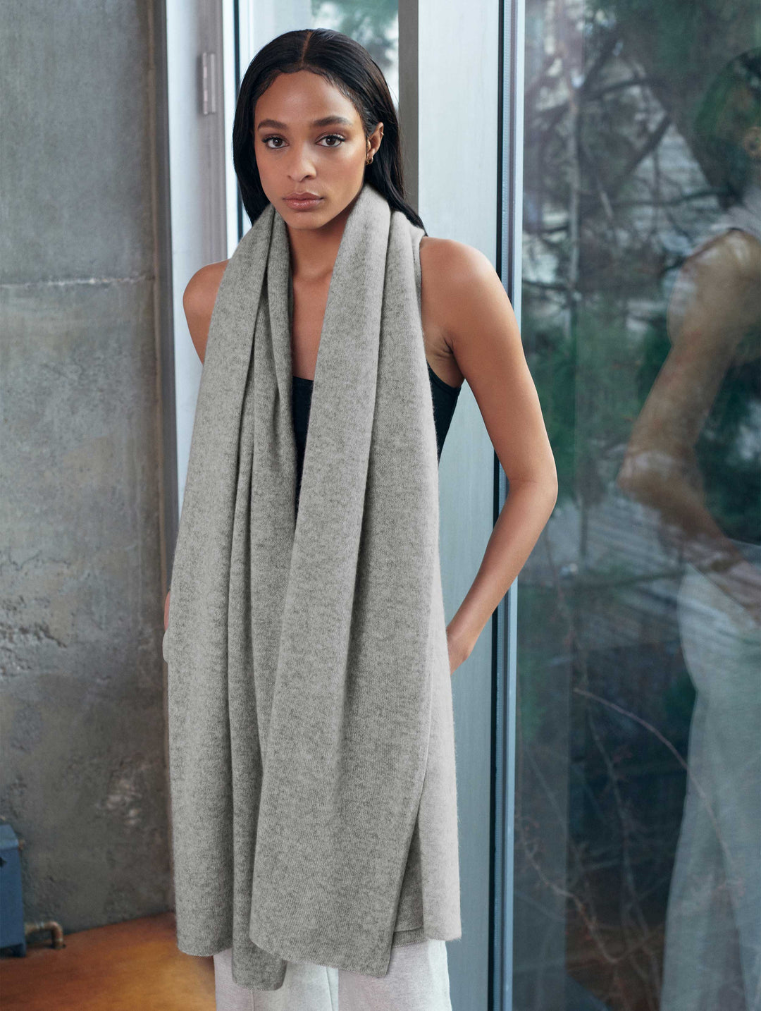 White + Warren - Cashmere Travel Wrap in Misty Grey Heather