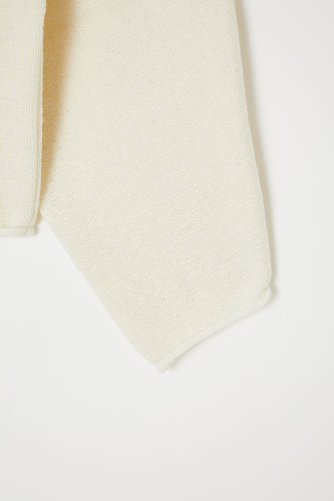 Moussy Denim - MV Exquisite Neck Knit in O/WHT 011