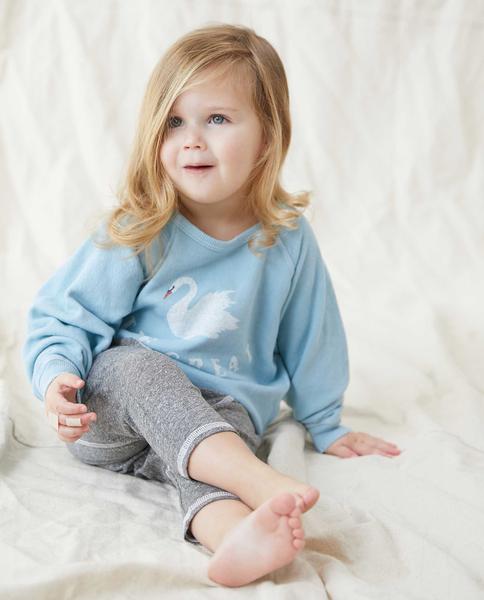 THE GREAT - The Little College Sweatshirt With Swan Graphic in Pale Blue