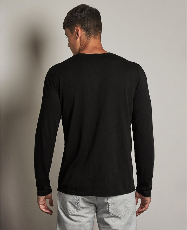 AG - Clyde Henley True Black