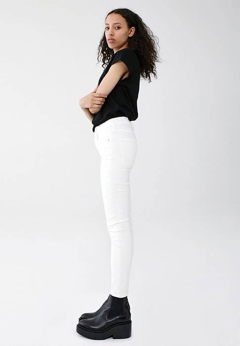 AGoldE - Sophie High Rise Skinny Crop in Offspring