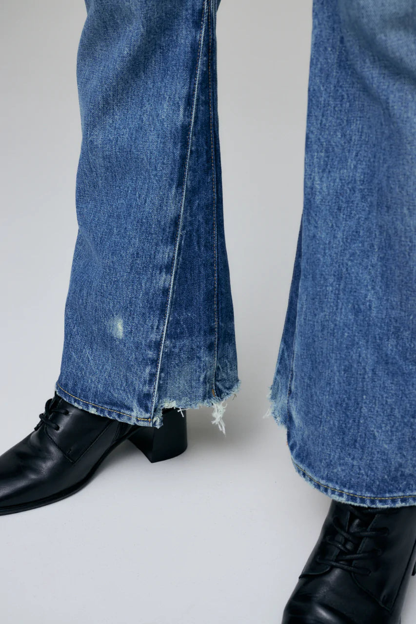Moussy - MV Saint Charles Remake Flare in Blue
