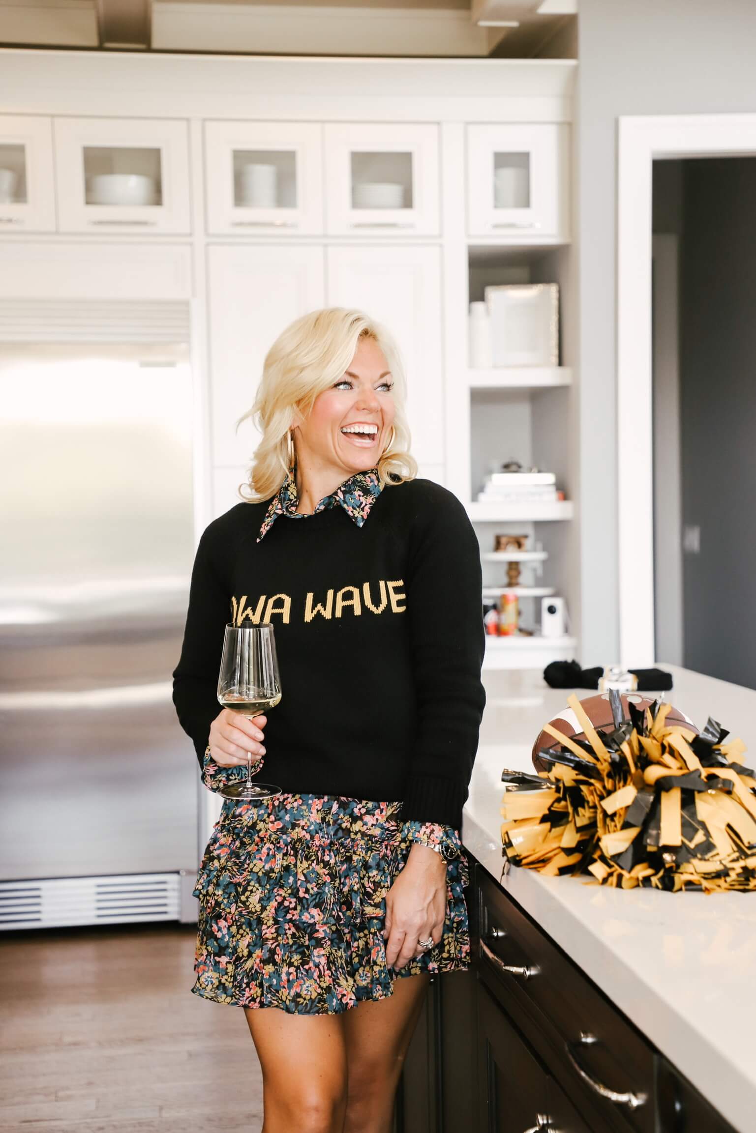 Iowa hawkeye deals wave sweatshirt