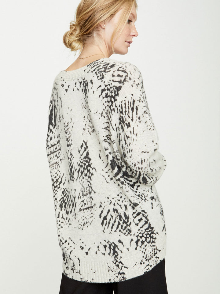 BROCHU WALKER - Camille Printed Vee Pullover Snake Print Default