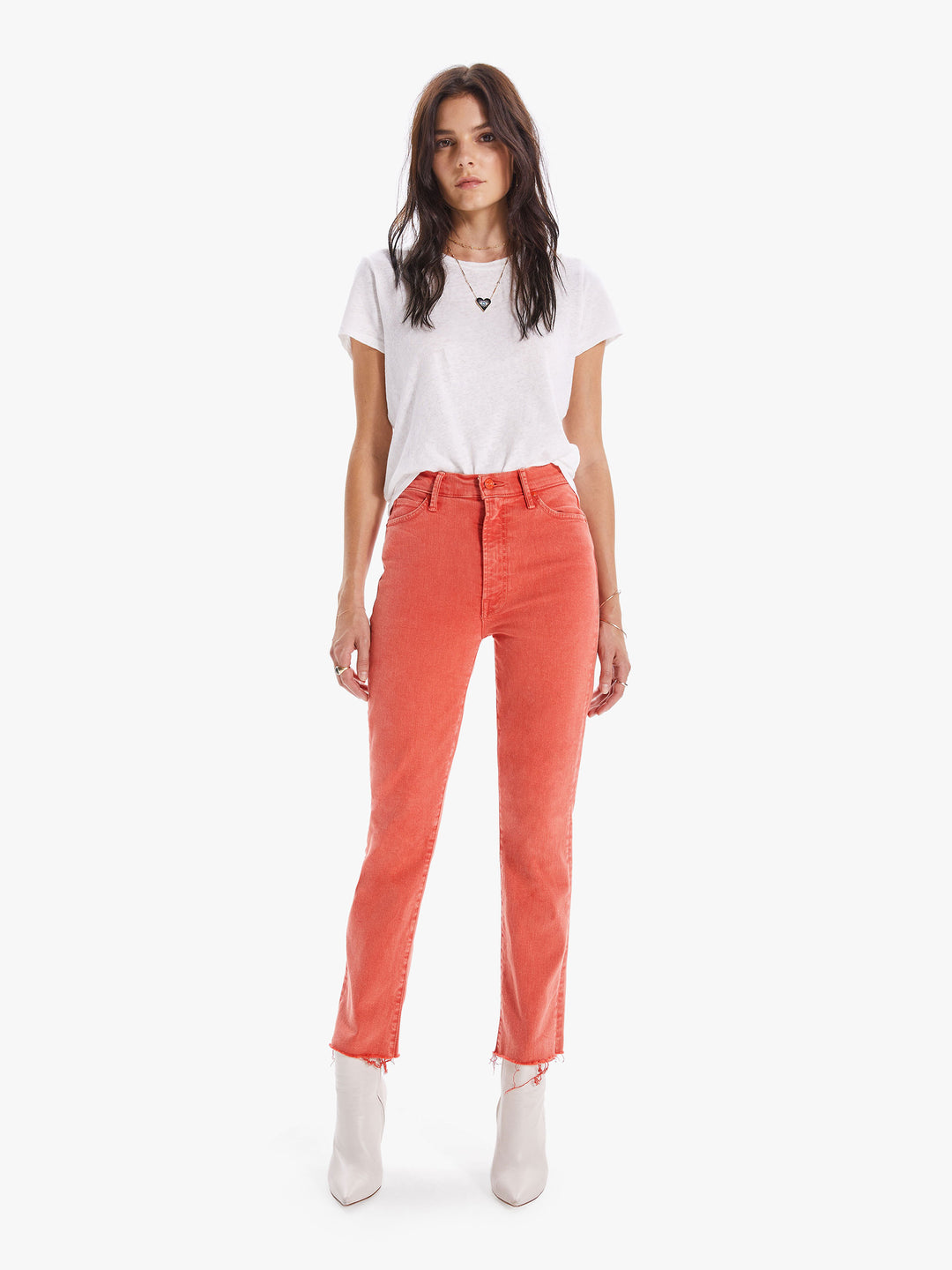 Mother - The Swooner Rascal Ankle Fray in Flame Scarlett Denim