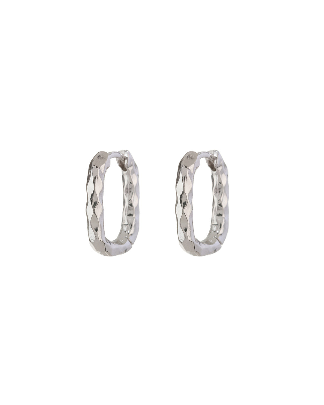 Luv AJ - Hammered Chain Link Huggies in Silver