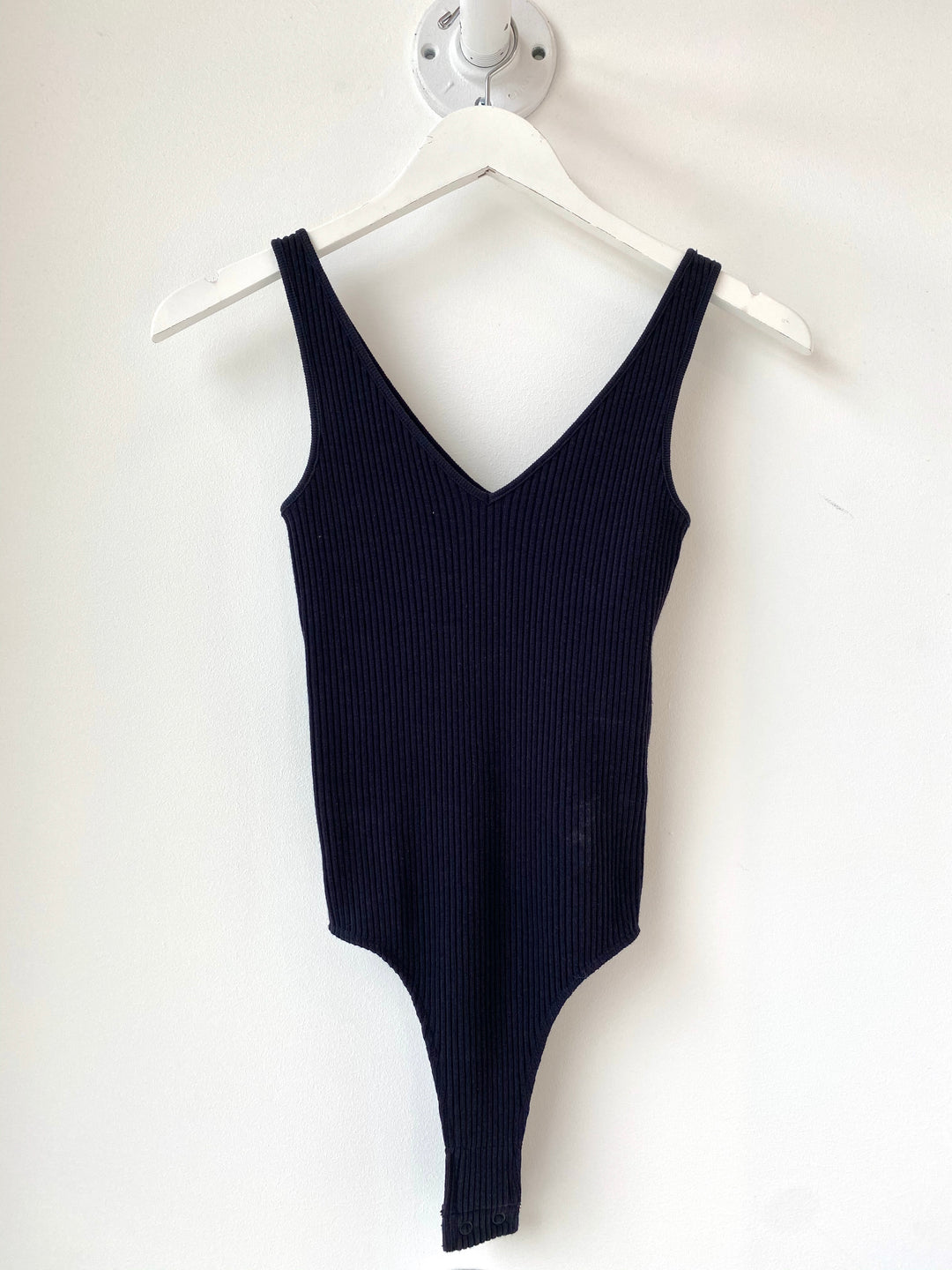 Vince - Rib Double V Bodysuit in Coastal Blue