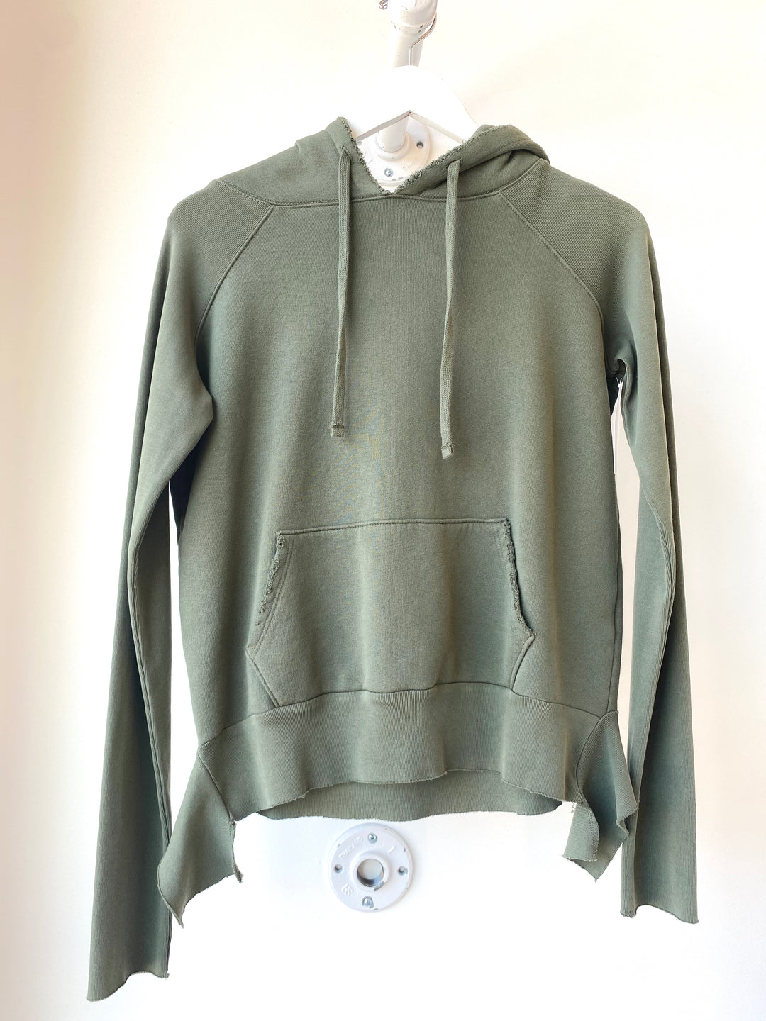 Frank & Eileen - Pullover Hoodie in British Army