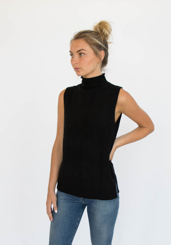 Eleis Collective- The Side Slit Tank - Black