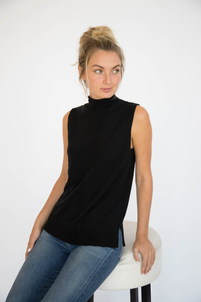 Eleis Collective- The Side Slit Tank - Black