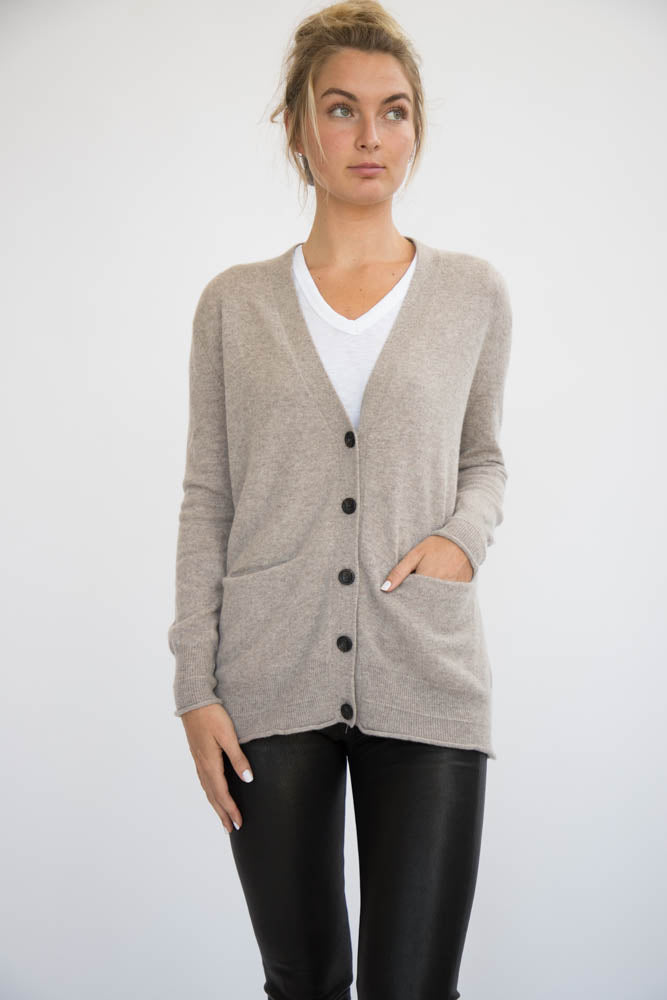 Eleis Collective - The Rib Detail Cardigan - Wheat