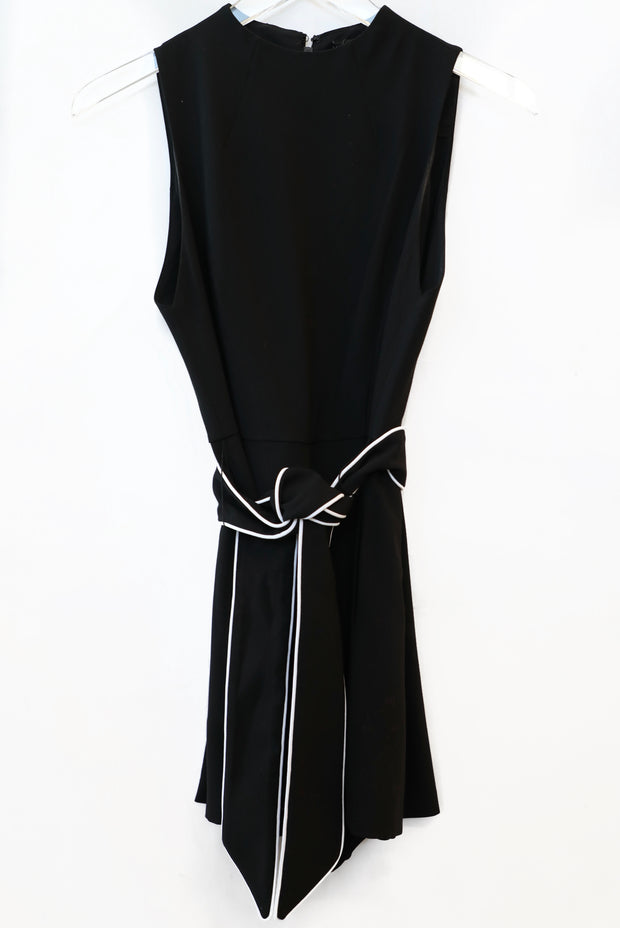 Alice + Olivia - Harlan Mockneck Pleated Romper w Belt Black/White