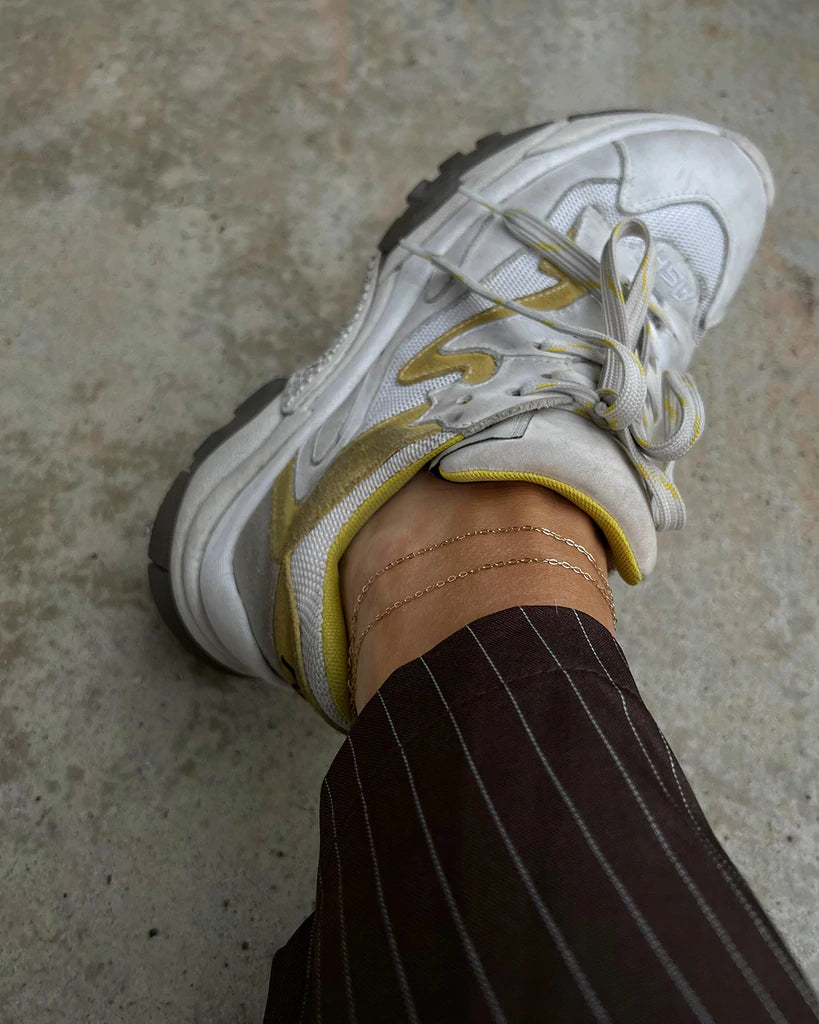 LUV AJ - Take Me to the Bungalows Anklet in Gold Jewelry