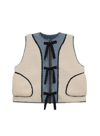 The Great - The Shepherd Vest in Sierra Wash with Cream Sherpa
