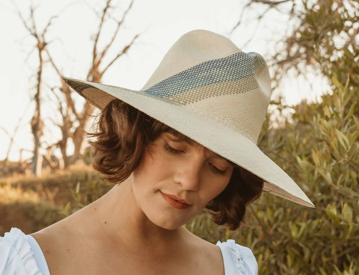 Freya - Sunrise Hat in Aqua Multi