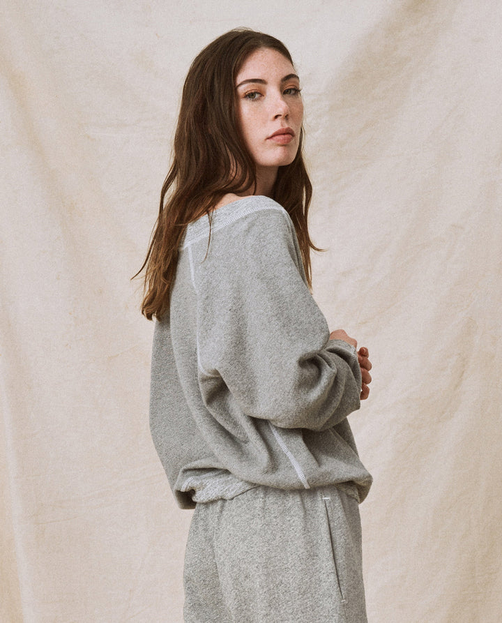 The Great - The V-Neck Sweatshirt in Varsity Grey