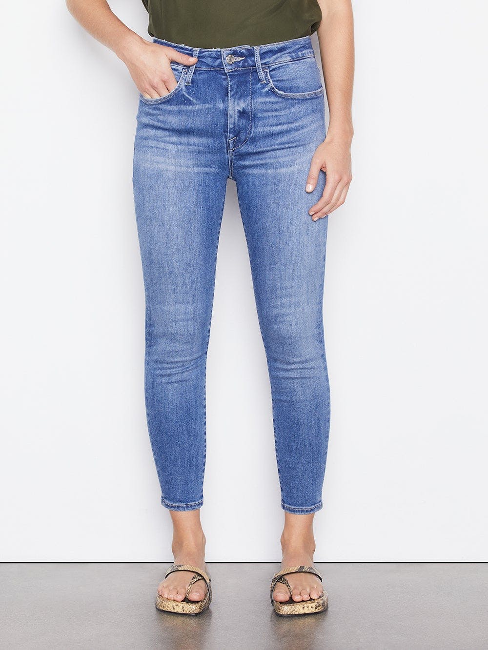 Frame - Le One Skinny Crop in Sapphire