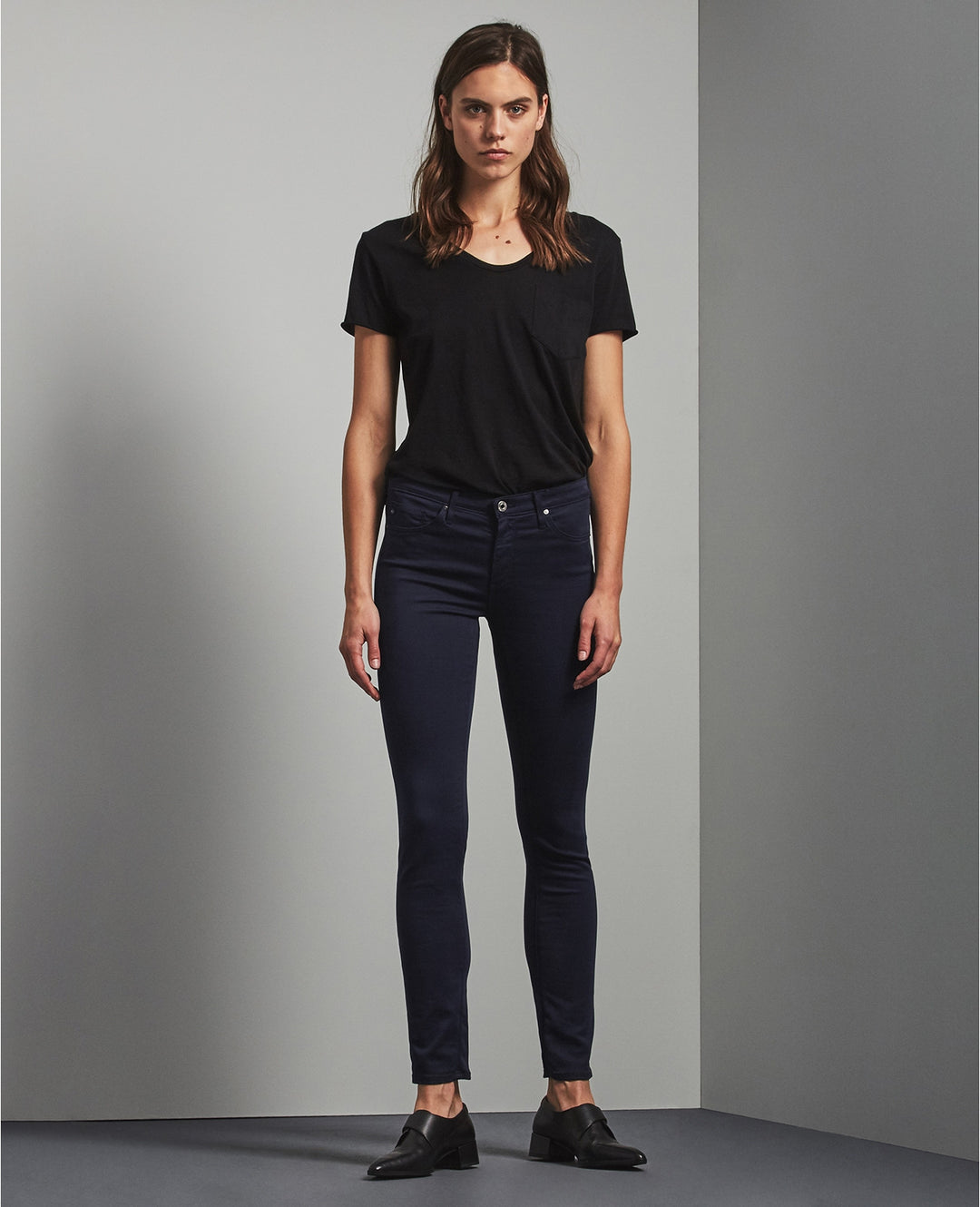 AG Jeans - The Sateen Legging Ankle in BIG
