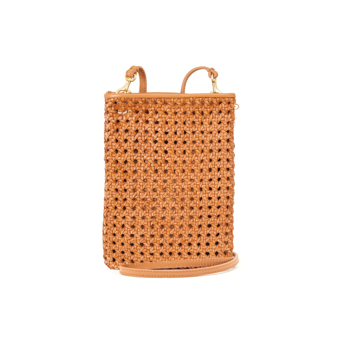 Clare V. - Poche in Tan Rattan