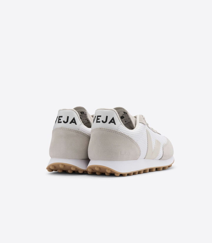 Veja - Rio Branco Alveomesh Sneakers in White Pierre Natural