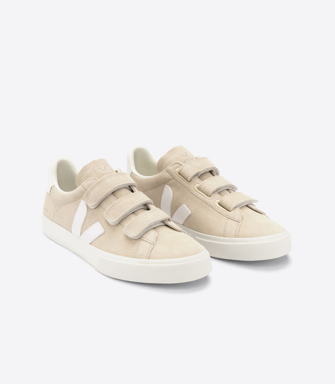 Veja - Recife Suede in Almond White