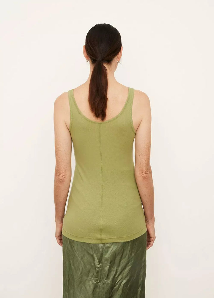 Vince - Scoop Neck tank in Pistachio